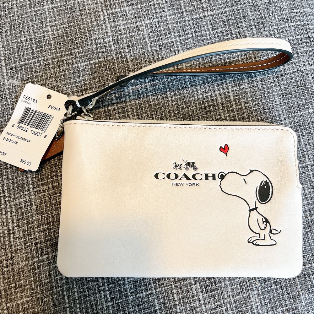 Coach x Snoopy Wristlet